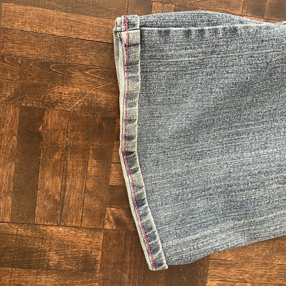 Crest Jeans - Picture 5 of 6